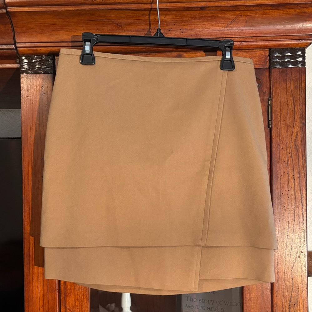 White House Black Market casual Skirt